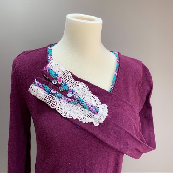 Anthropologie crochet cuff purple knit long sleeved shirt, M. - Picture 8 of 9